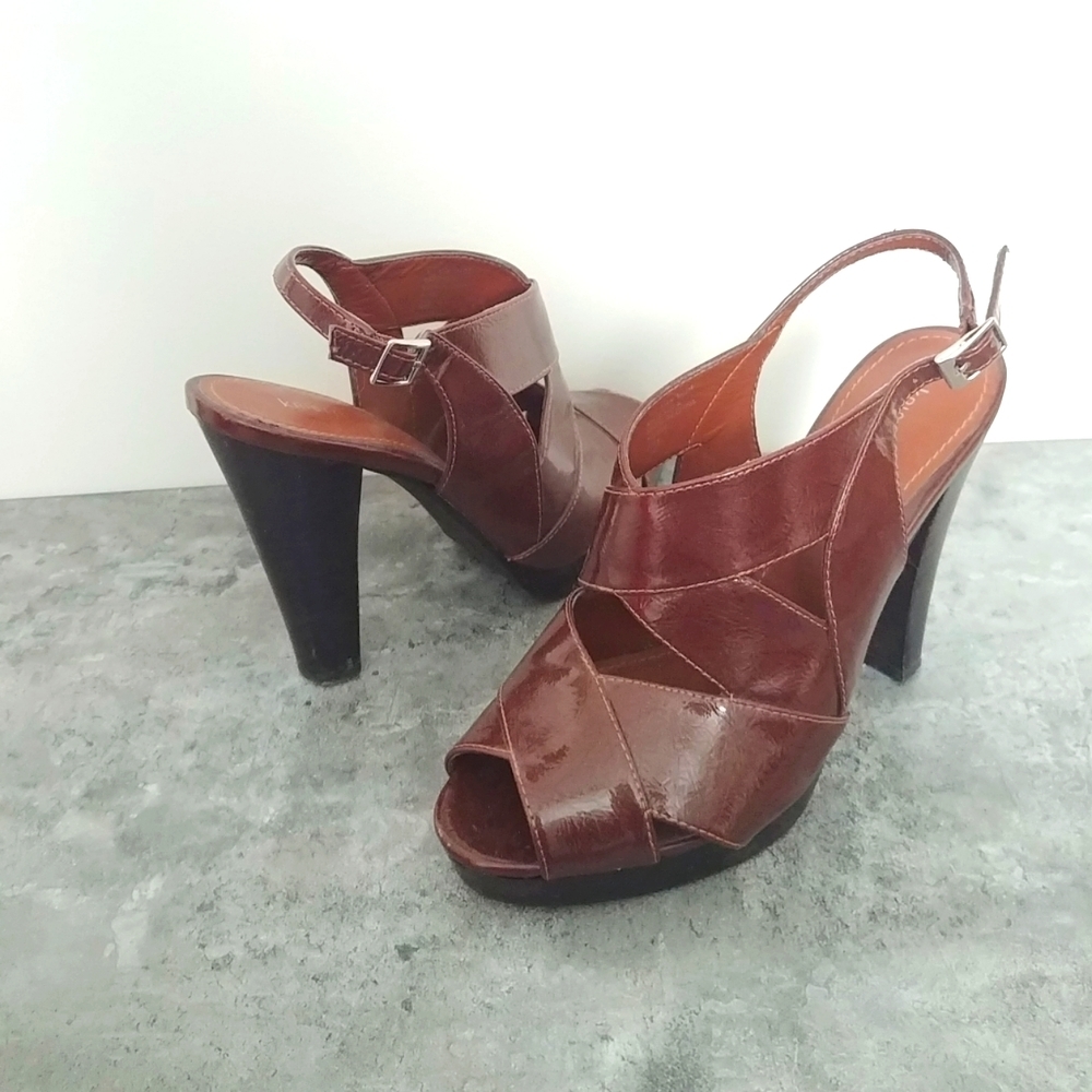 Brown‎ Crisscross Open-toe Sandals